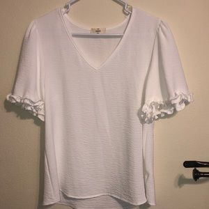 Women’s Ruffled Sleeve Top